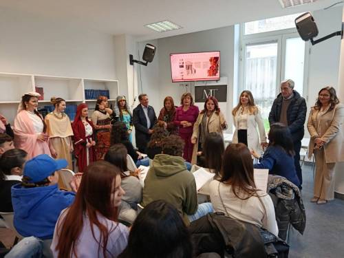Progetto Campus - 2023/2025 Laboratori con i ragazzi del liceo di Terzigno e dell'Alberghiero di Striano